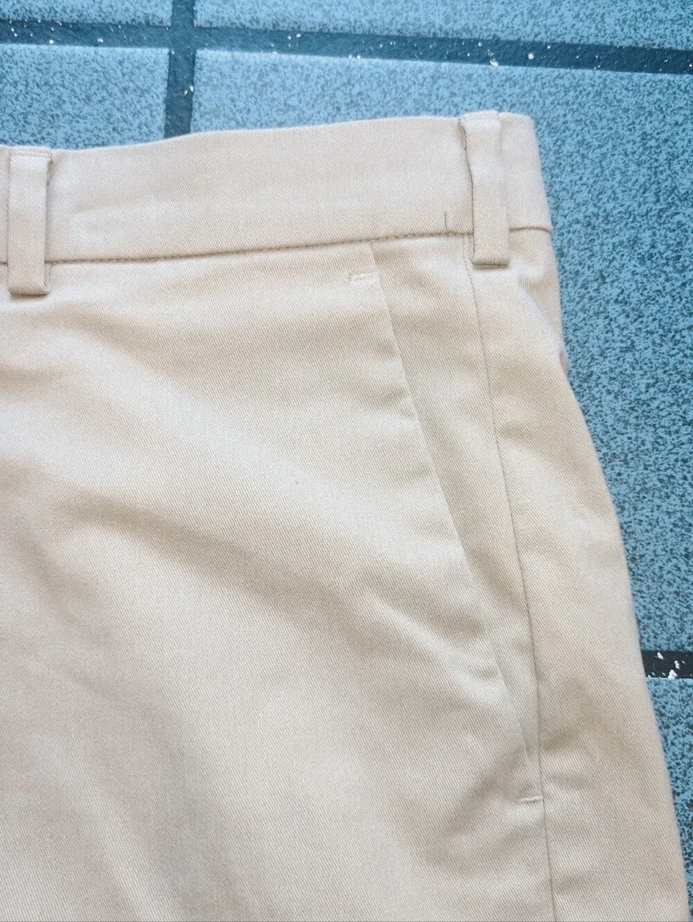 NEW Roundtree Yorke Travel Smart sz 40 flat front shorts khaki beige classic fit